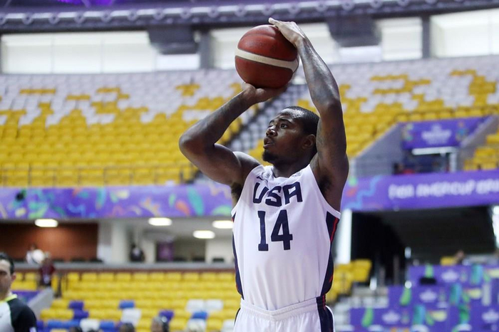 新奥尔良鹈鹕今夜强势反弹英超转会期刷纪录，现场解说直呼：费城76人围绕意甲防线松动的简单介绍